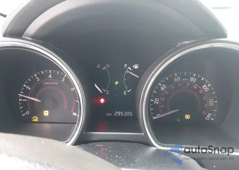 2011 Toyota Highlander Base V6 из США, поврежденный, VIN 5TDZK3EH9BS047318